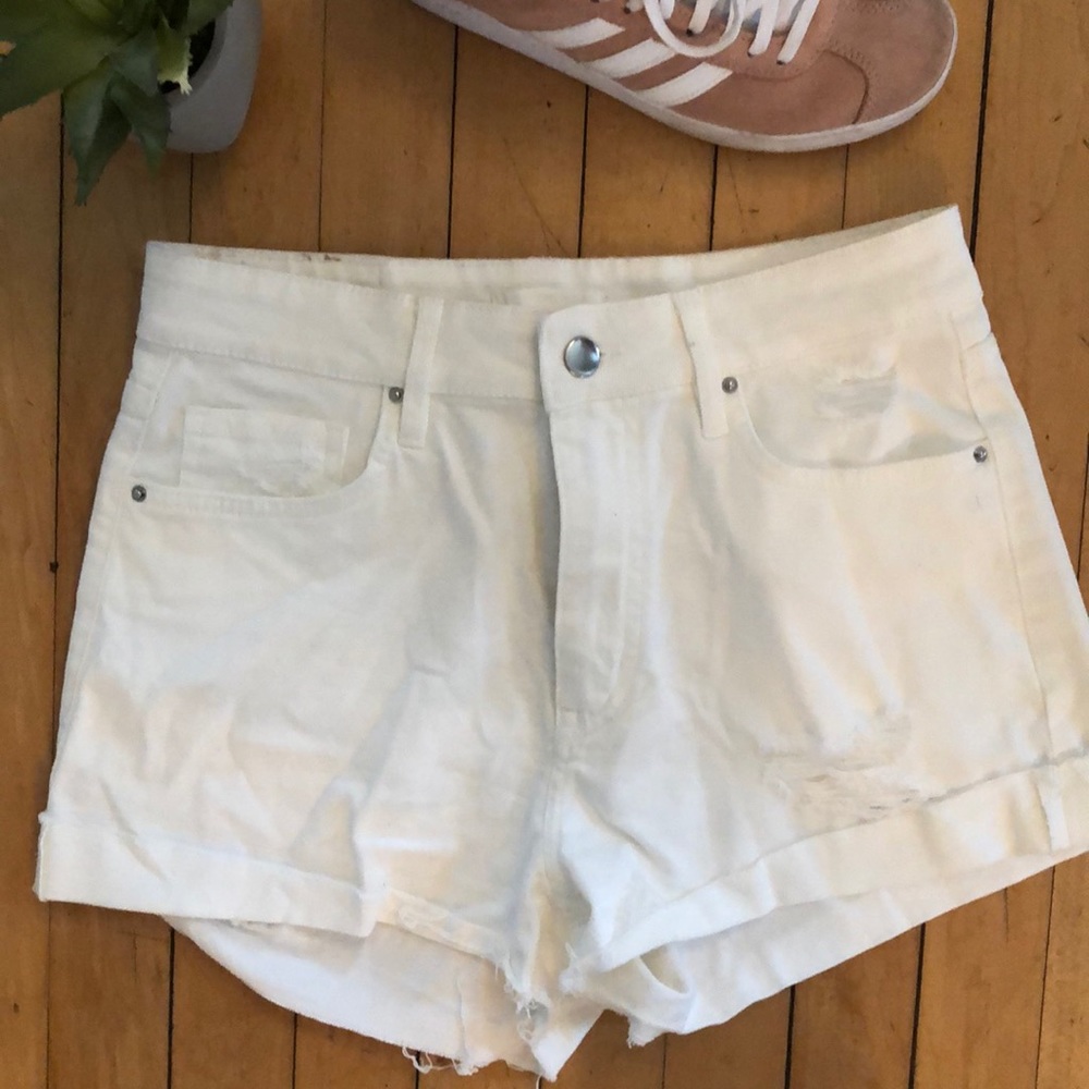 White Jean shorts ❕❕